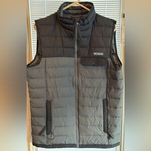 Columbia Gray and Black Men’s Lightweight Vest